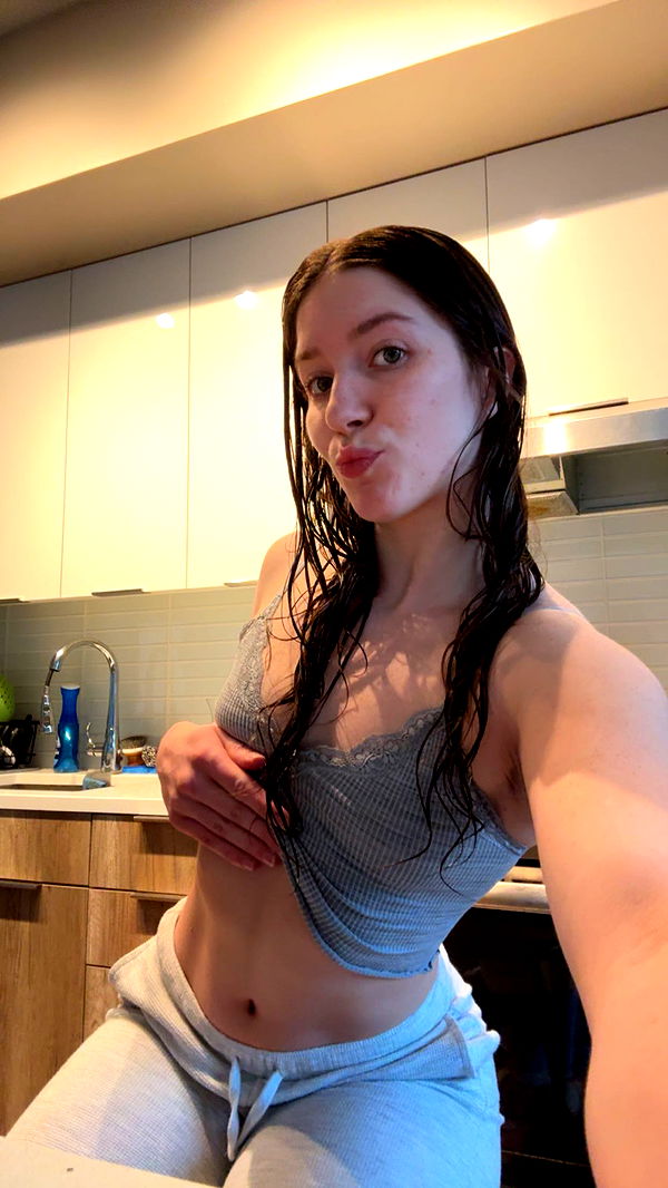 ameliabfit image ~ Altpins