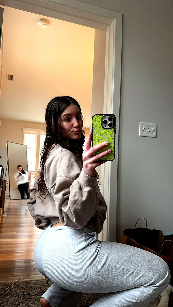 ameliabfit image ~ Altpins