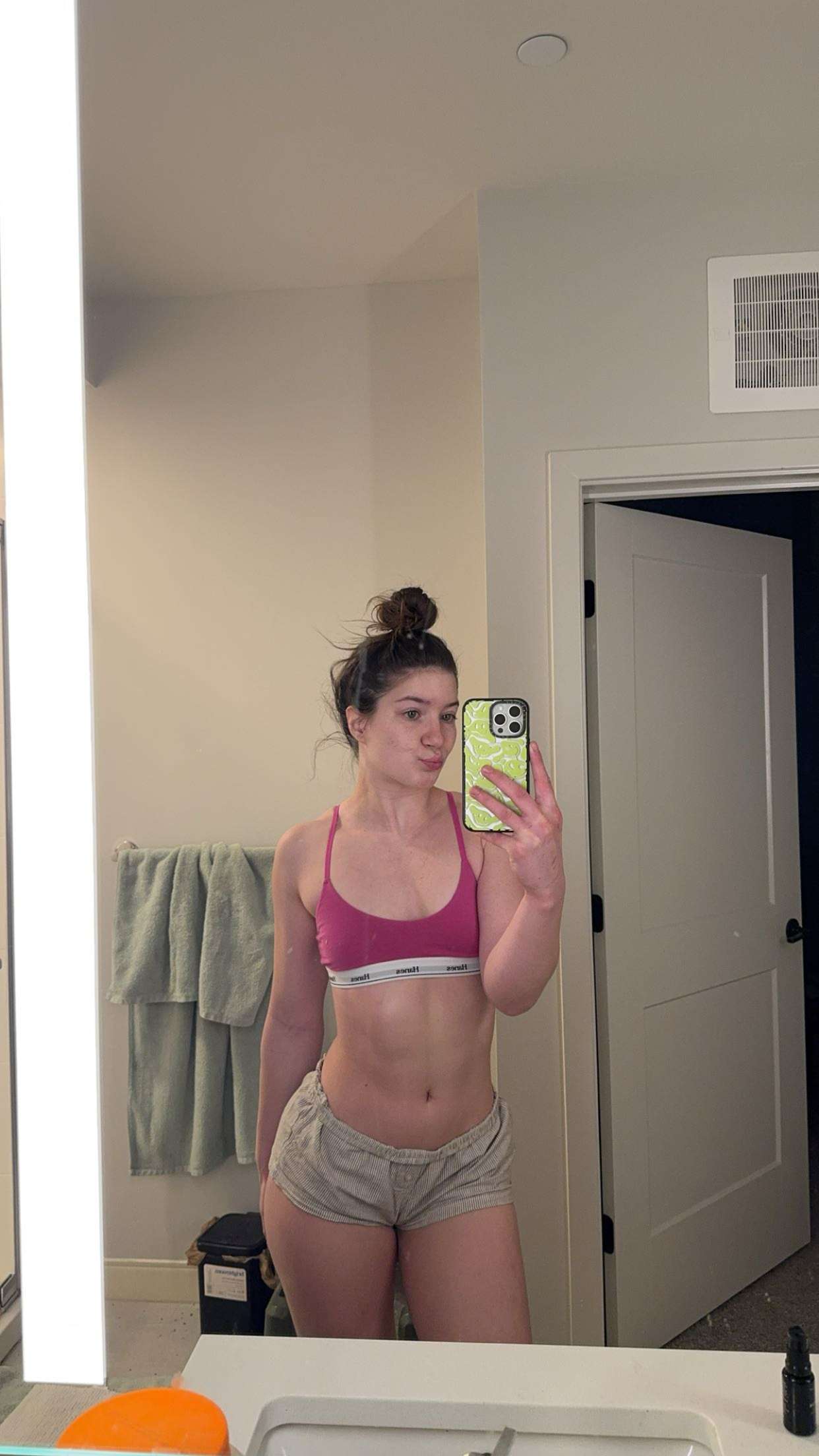 ameliabfit snapchat image archive image