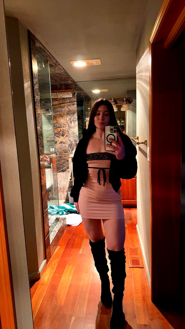 ameliabfit image ~ Altpins