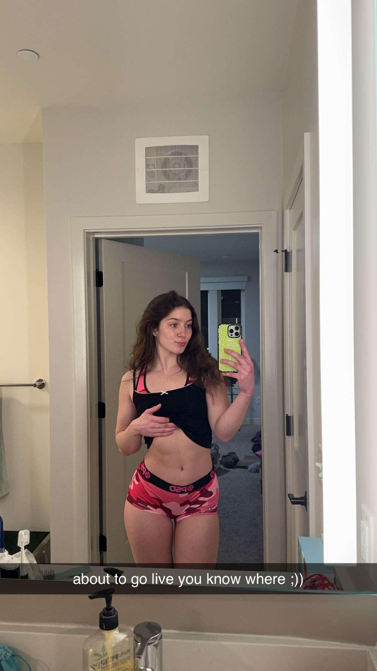 ameliabfit snapchat image archive image