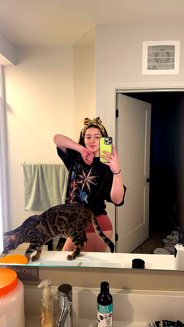 ameliabfit image ~ Altpins