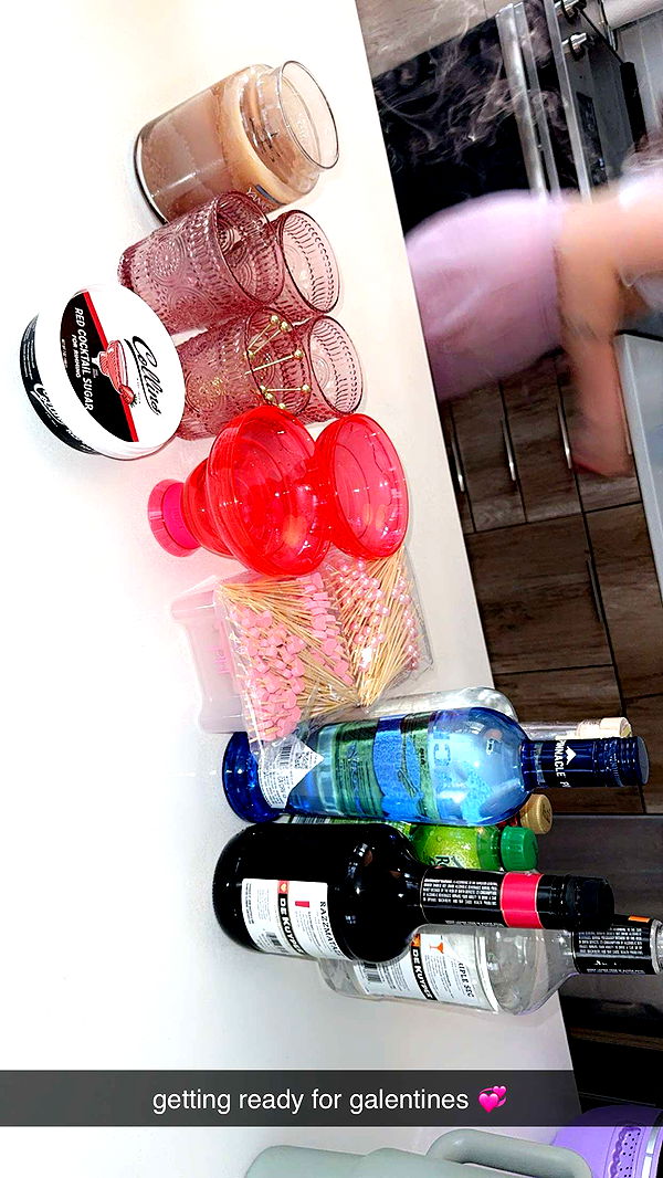 ameliabfit image ~ Altpins