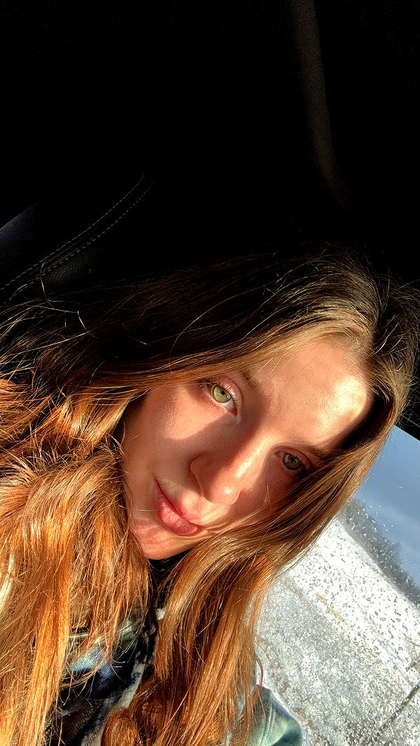 ameliabfit image ~ Altpins