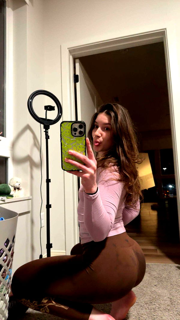 ameliabfit image ~ Altpins