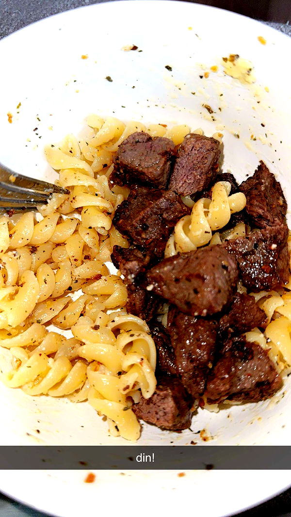 ameliabfit image ~ Altpins