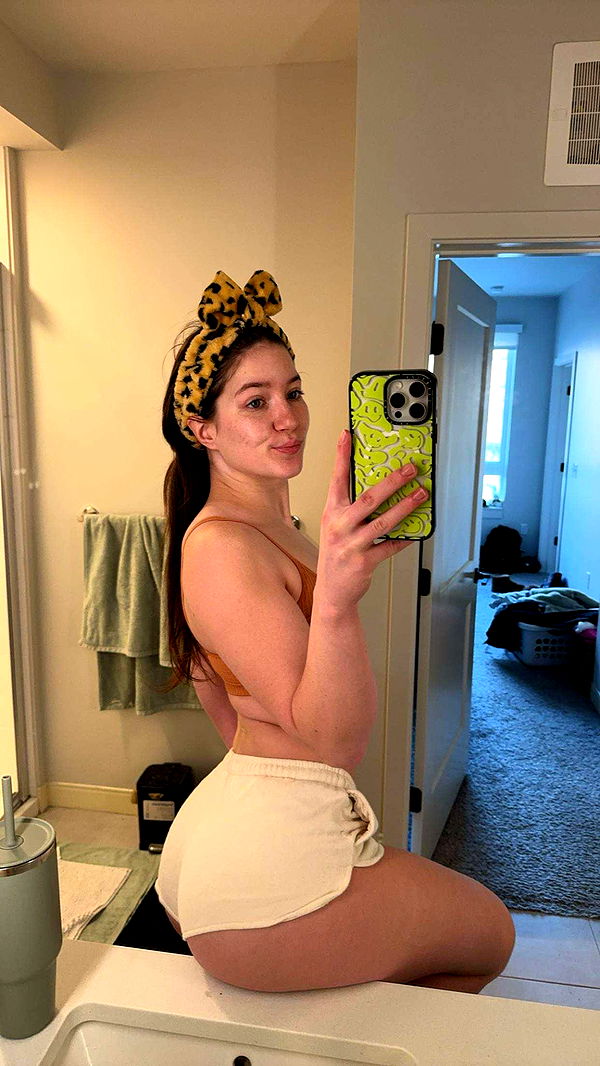 ameliabfit image ~ Altpins