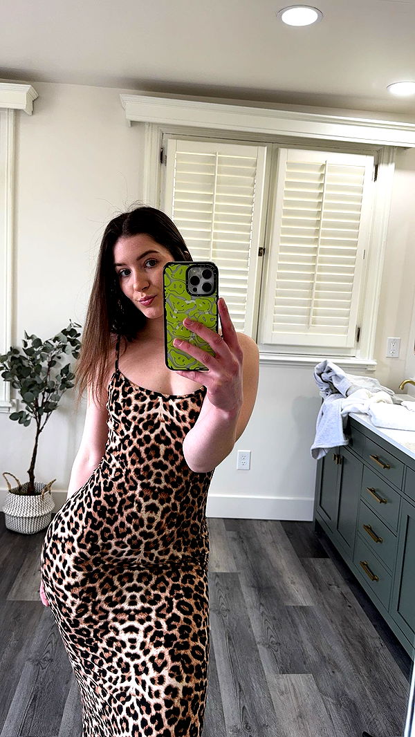 ameliabfit image ~ Altpins