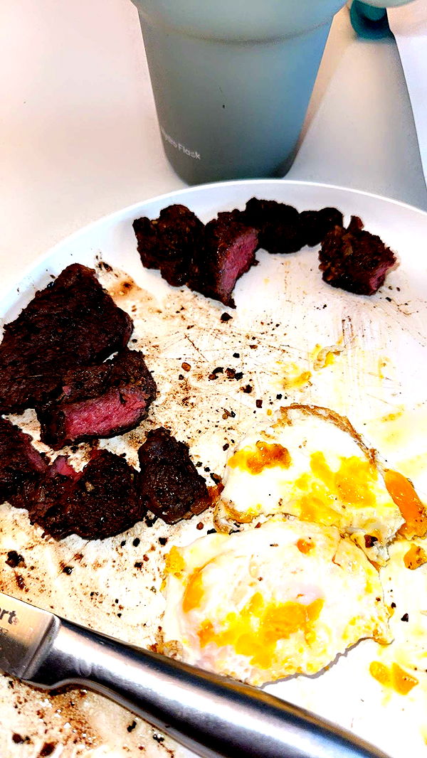 ameliabfit image ~ Altpins