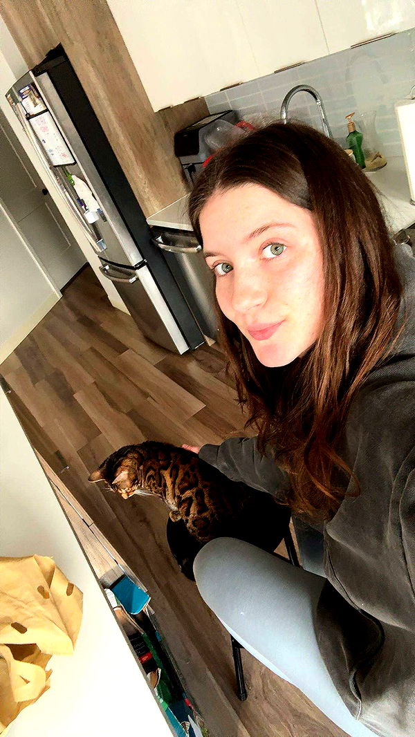 ameliabfit image ~ Altpins