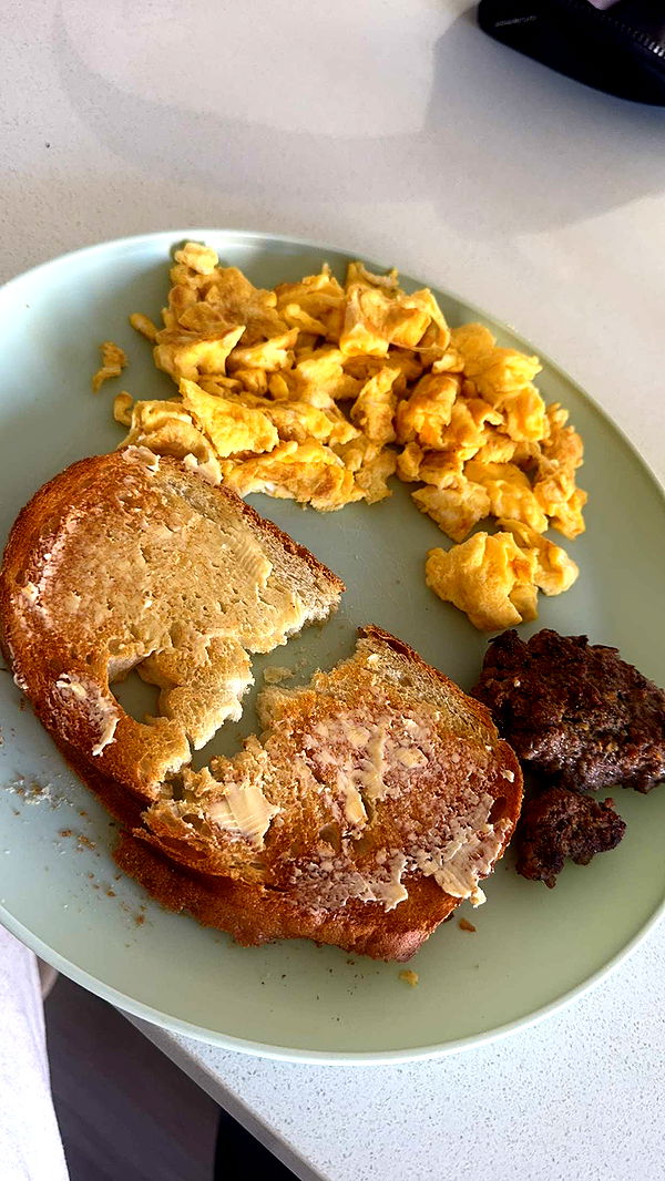 ameliabfit image ~ Altpins