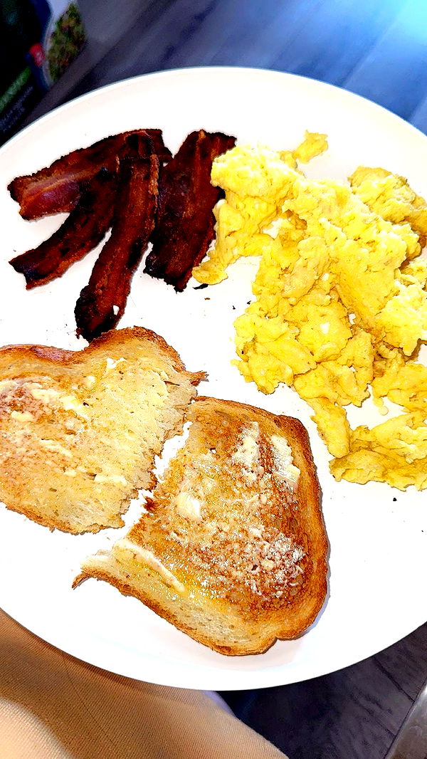 ameliabfit image ~ Altpins