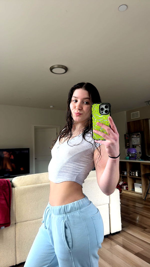 ameliabfit image ~ Altpins