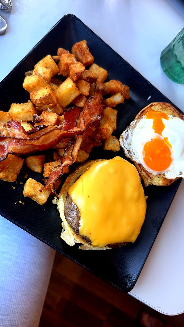 ameliabfit image ~ Altpins