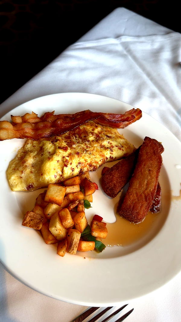 ameliabfit image ~ Altpins