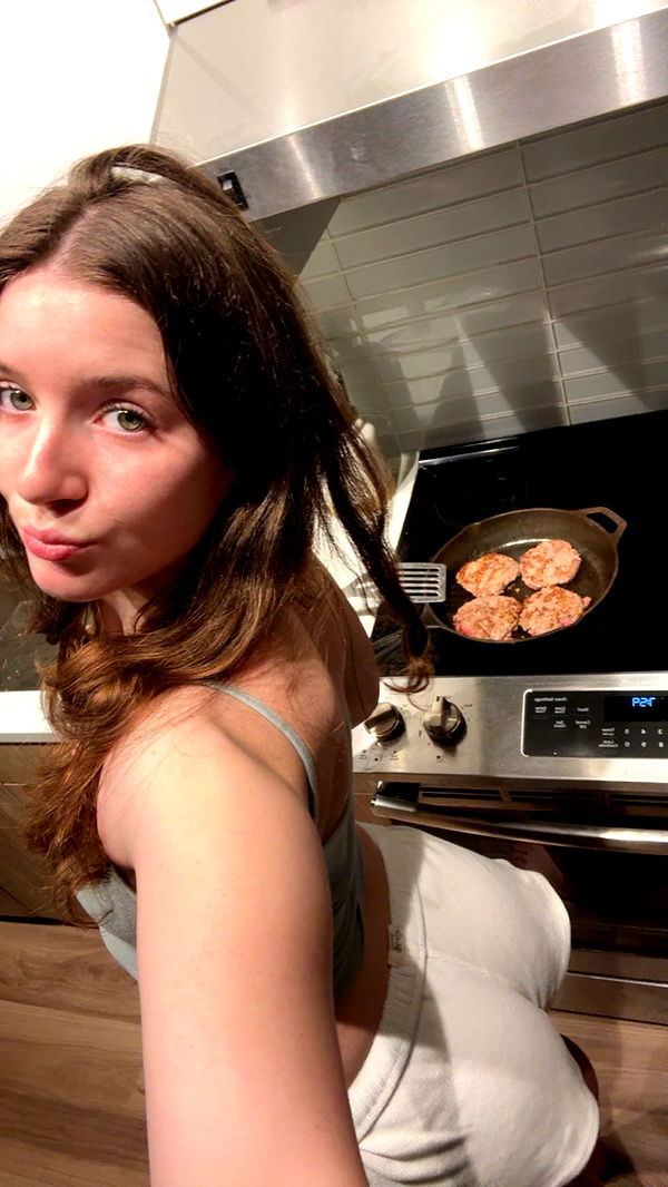 ameliabfit image ~ Altpins