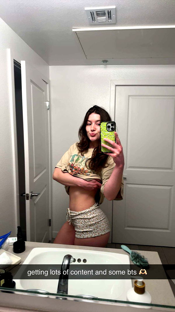 ameliabfit image ~ Altpins