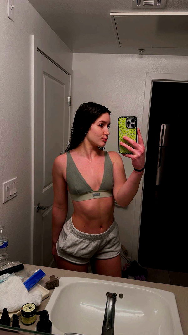 ameliabfit image ~ Altpins