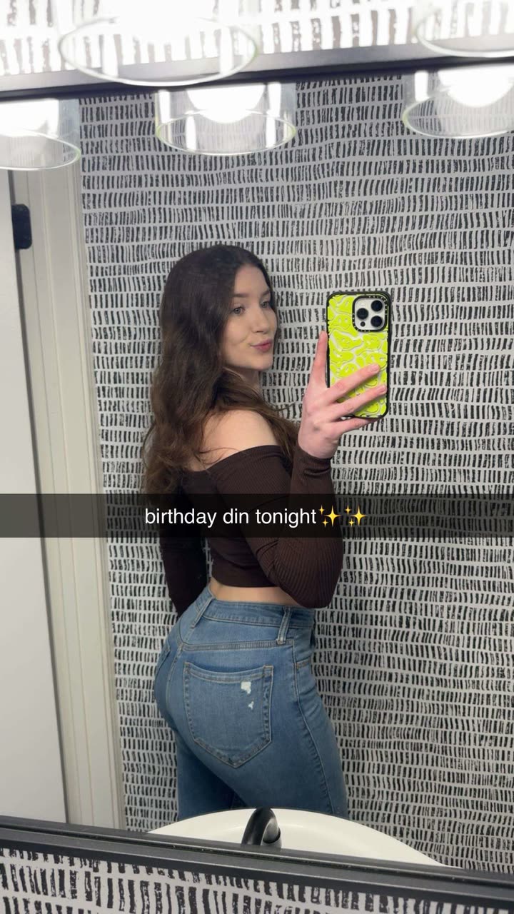 ameliabfit snapchat image archive image