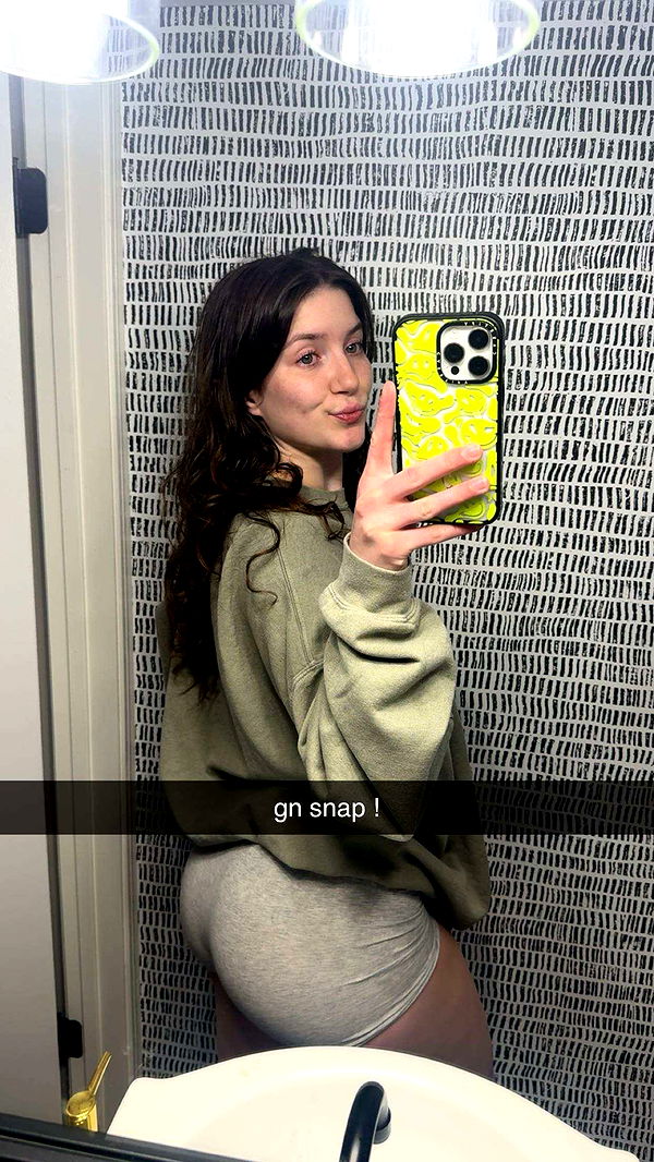 ameliabfit image ~ Altpins