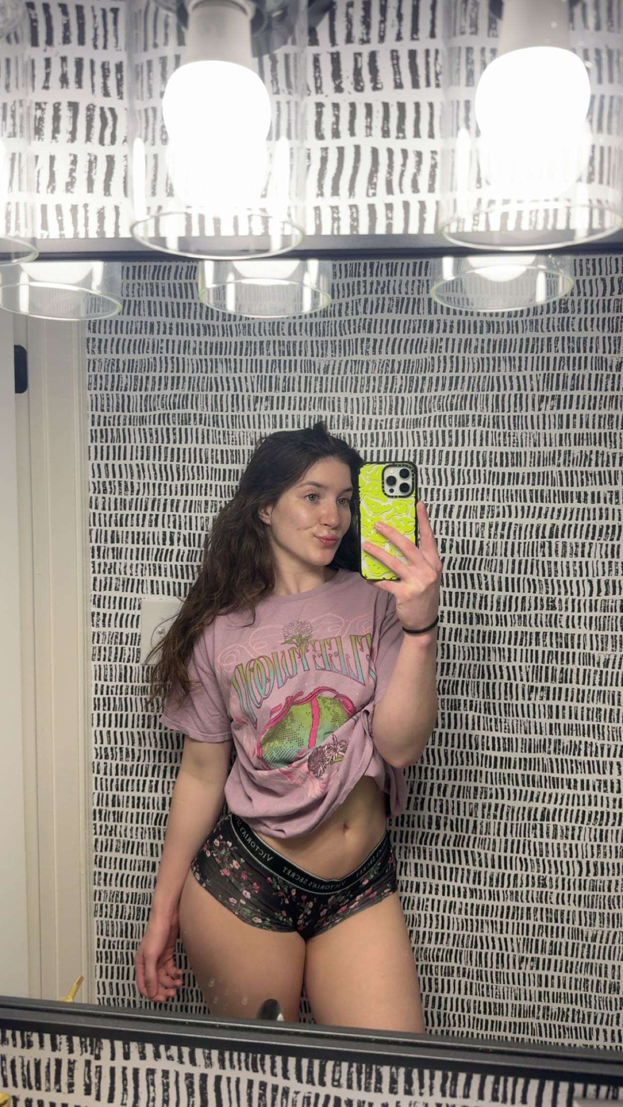 ameliabfit snapchat image archive image