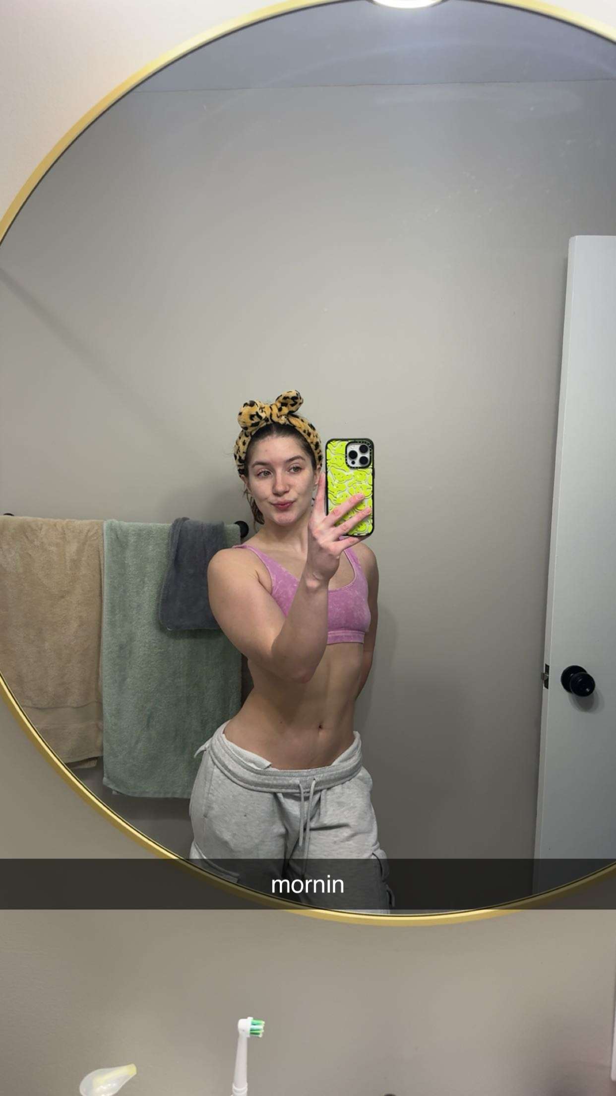 ameliabfit snapchat image archive image