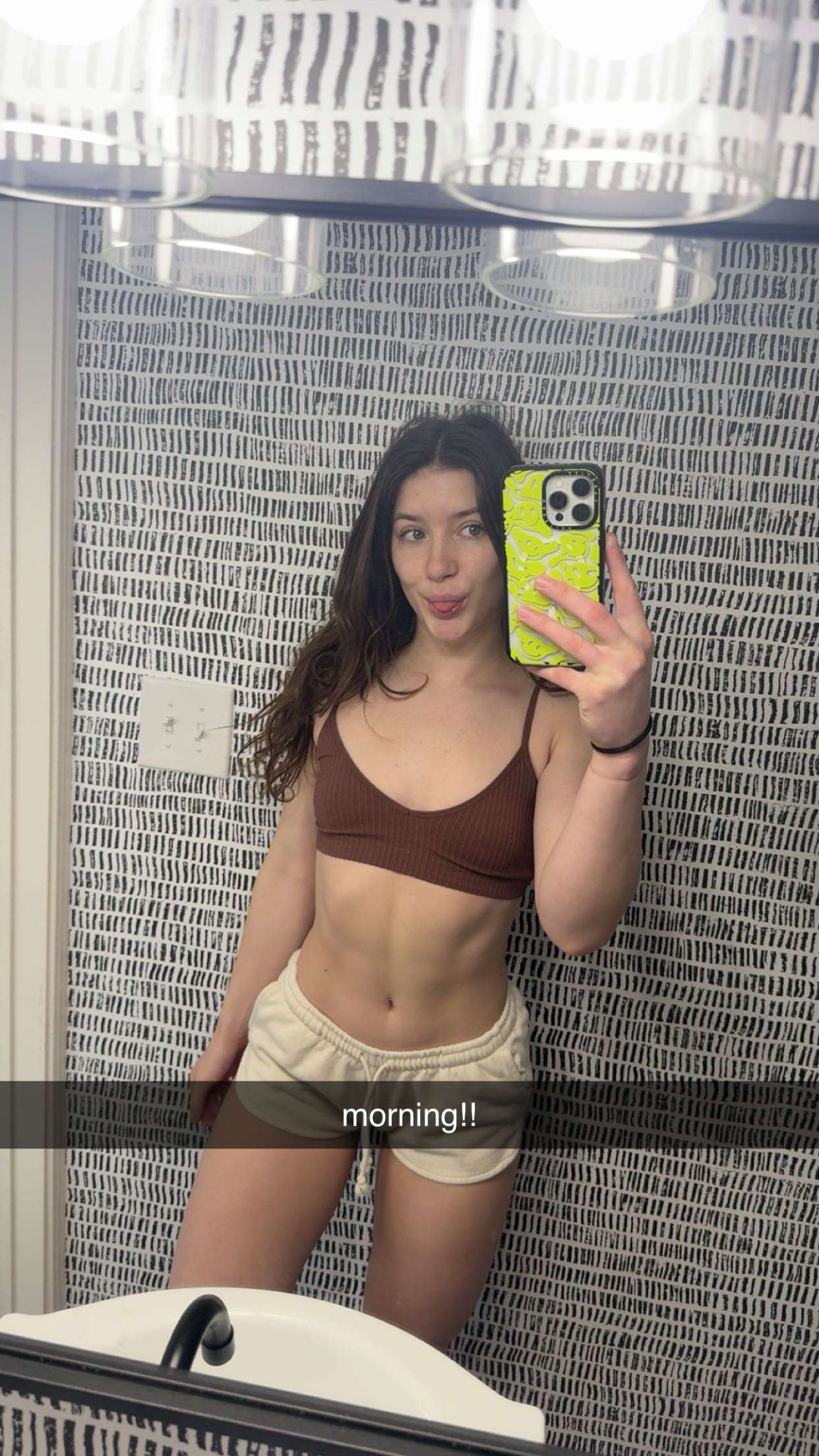 ameliabfit snapchat image archive image