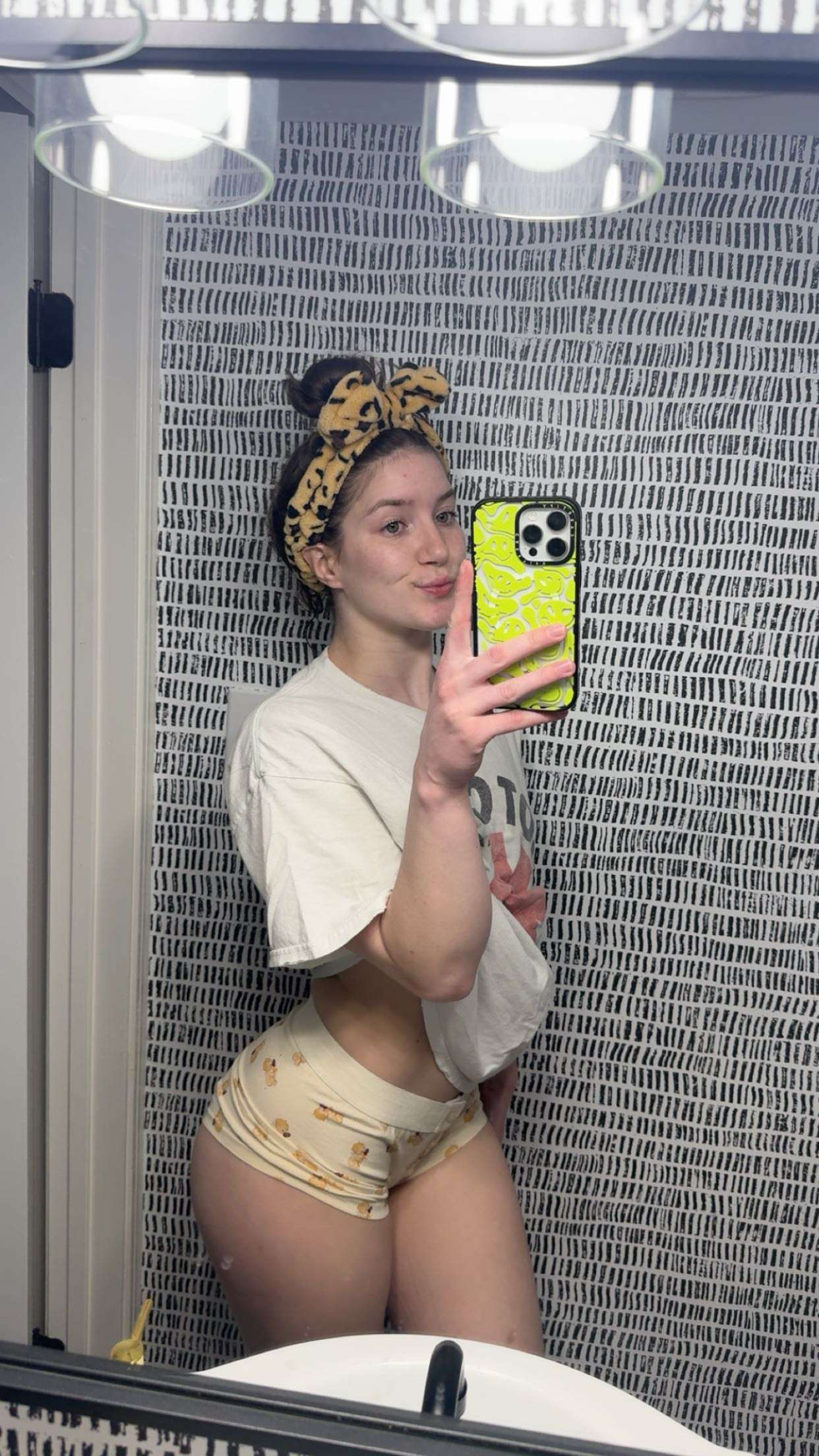 ameliabfit snapchat image archive image