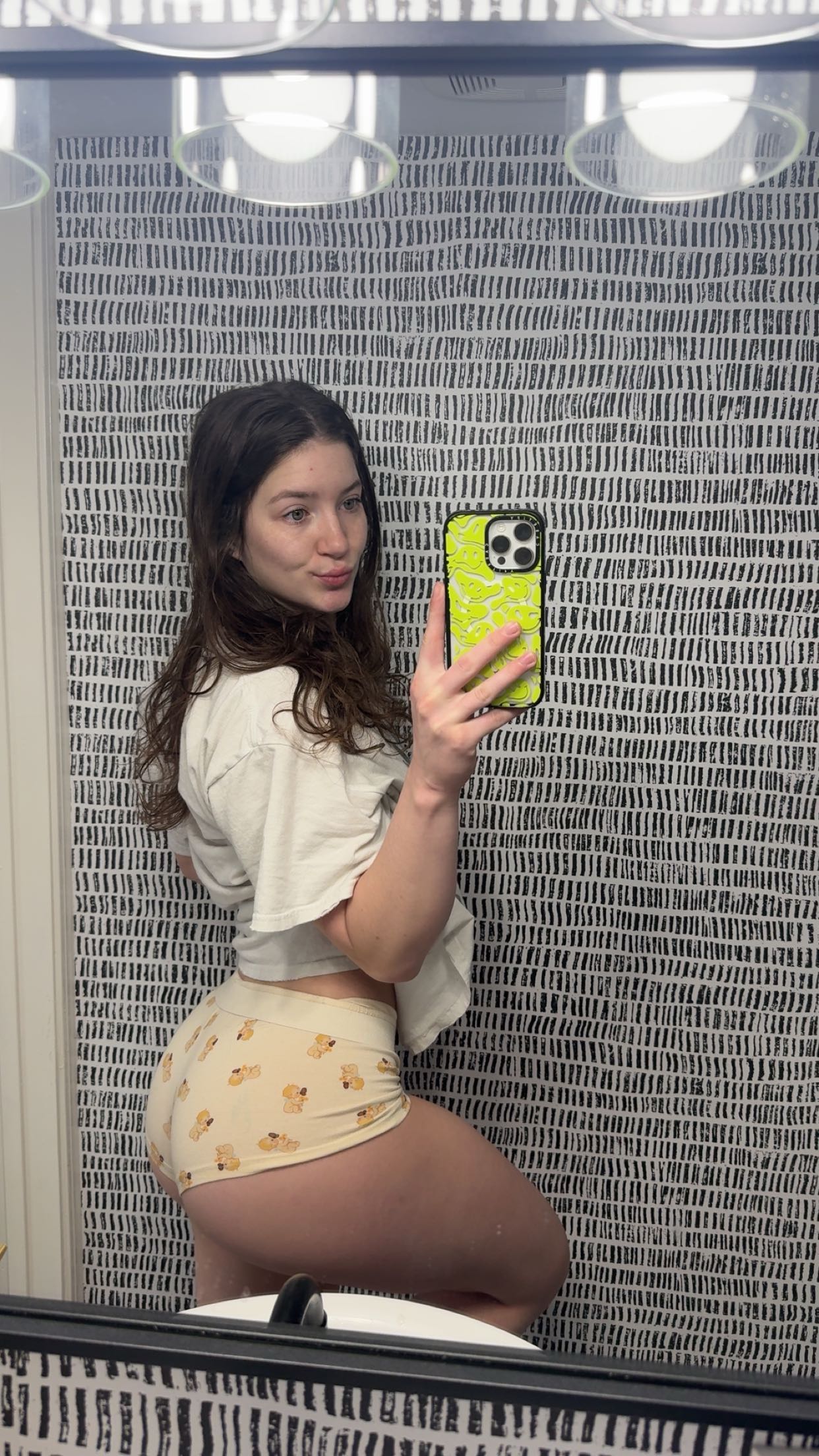 ameliabfit snapchat image archive image