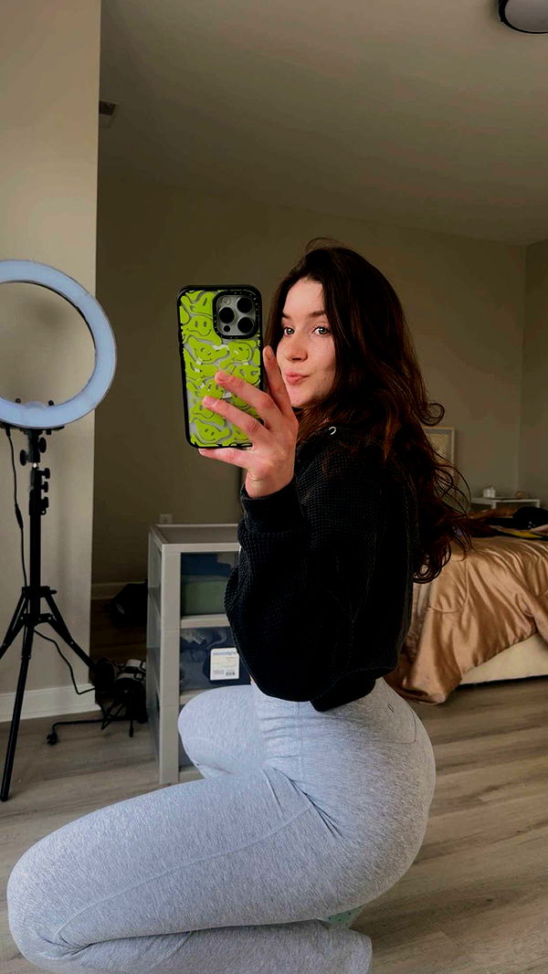 ameliabfit image ~ Altpins