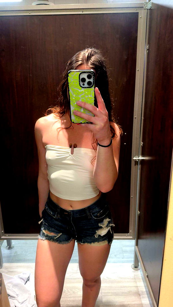 ameliabfit image ~ Altpins