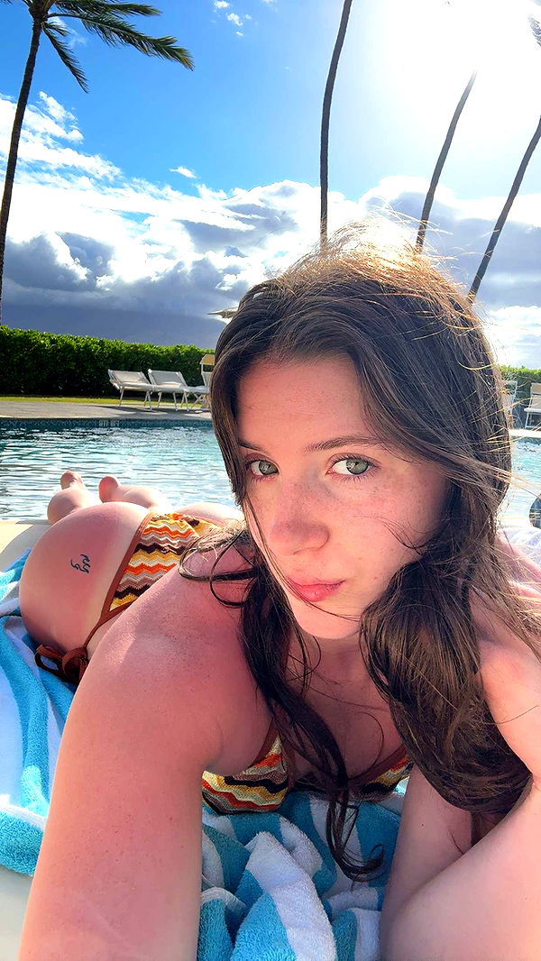 ameliabfit image ~ Altpins