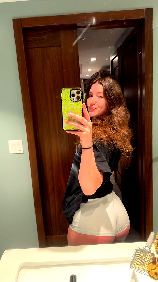 ameliabfit image ~ Altpins