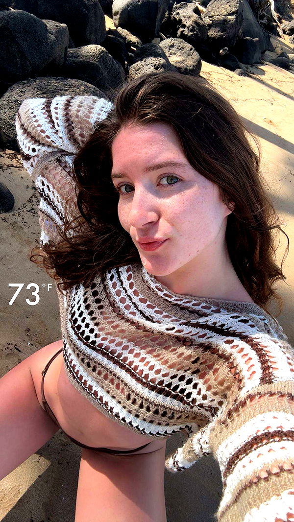 ameliabfit image ~ Altpins