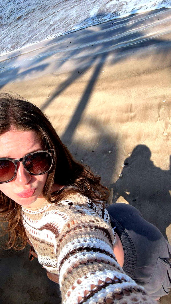 ameliabfit image ~ Altpins