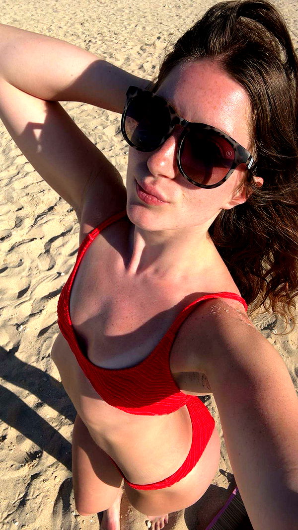 ameliabfit image ~ Altpins