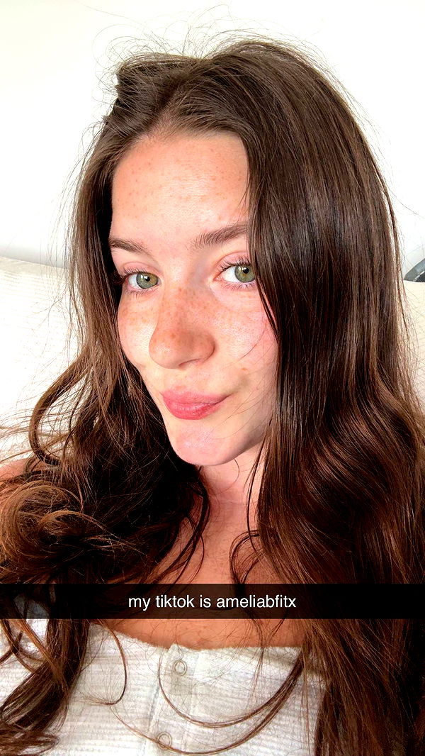 ameliabfit image ~ Altpins