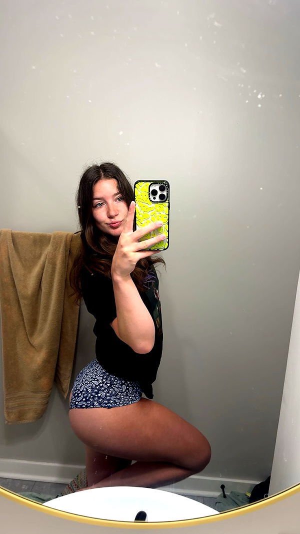 ameliabfit image ~ Altpins