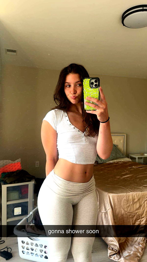 ameliabfit image ~ Altpins