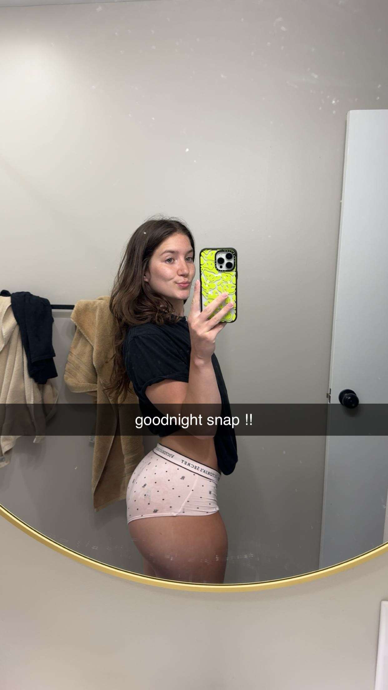 ameliabfit snapchat image archive image