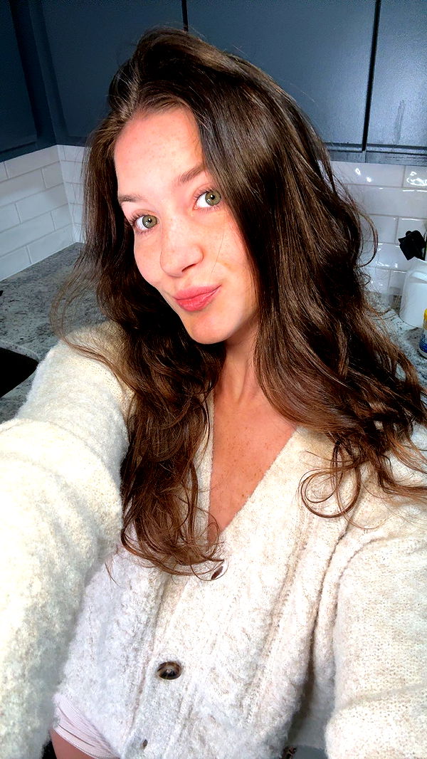 ameliabfit image ~ Altpins