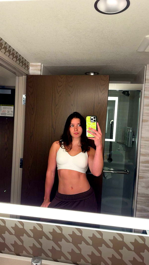 ameliabfit image ~ Altpins