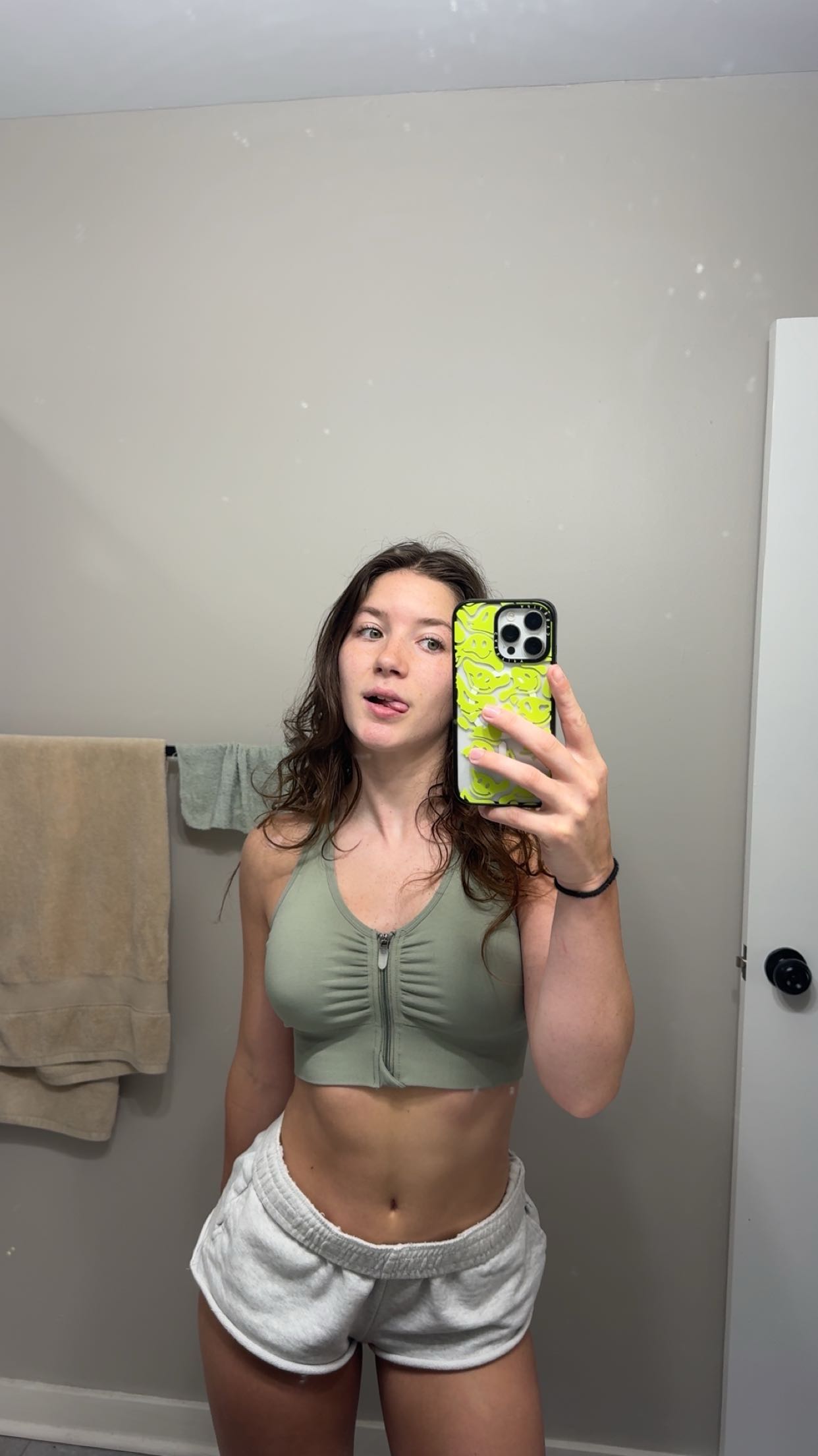 ameliabfit snapchat image archive image