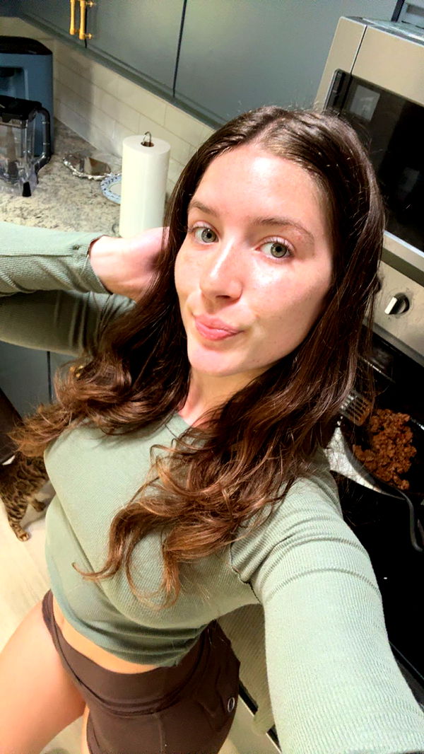 ameliabfit image ~ Altpins