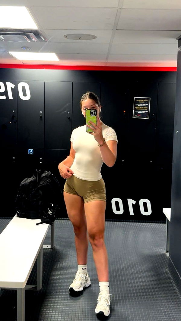 ameliabfit image ~ Altpins