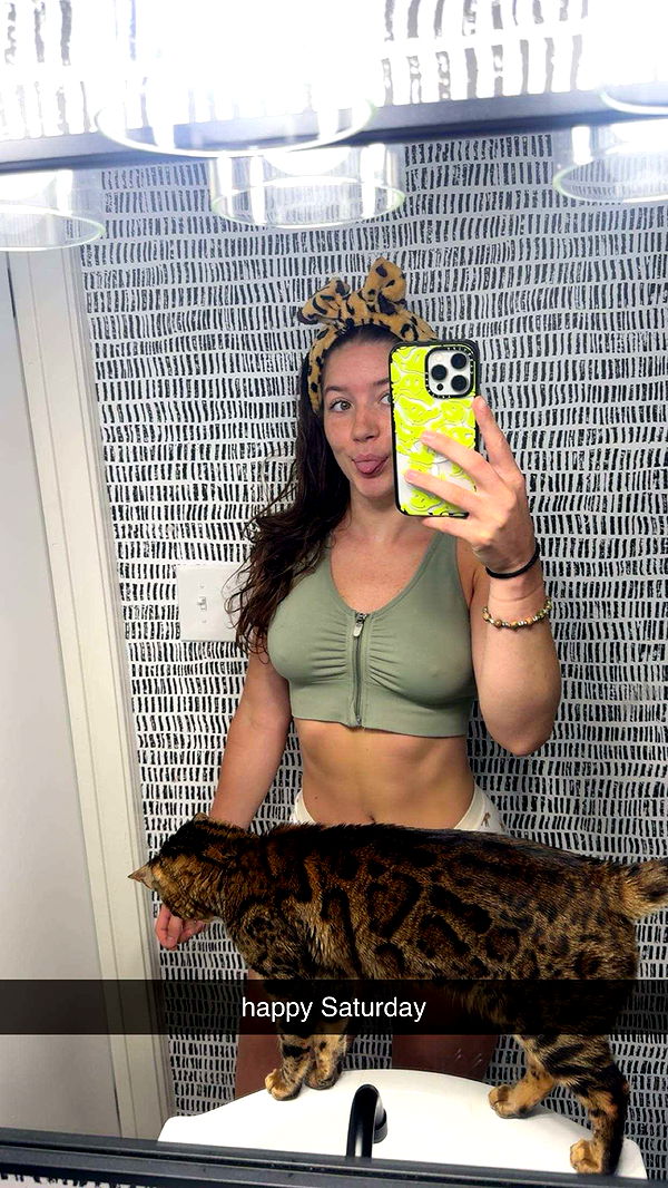 ameliabfit image ~ Altpins