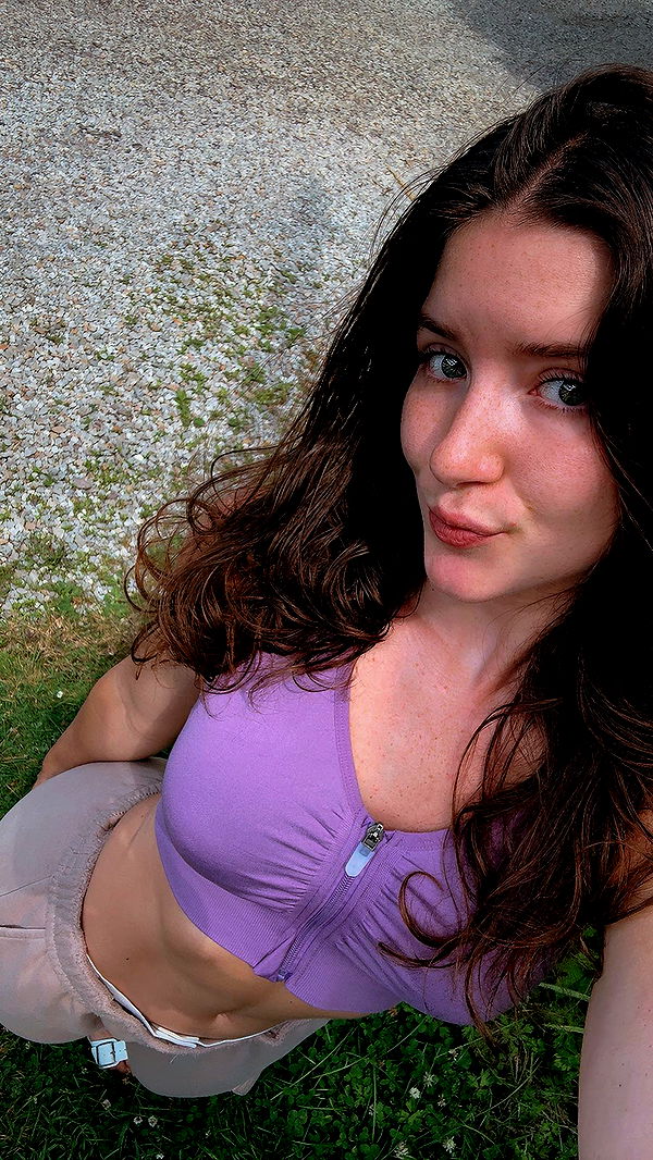 ameliabfit image ~ Altpins