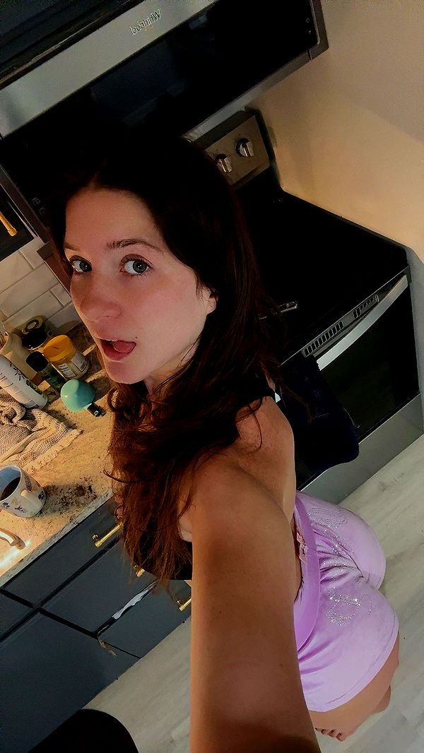 ameliabfit image ~ Altpins