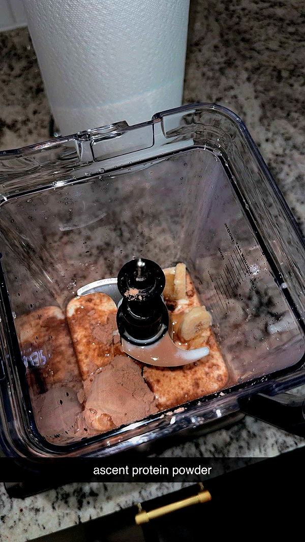 ameliabfit image ~ Altpins