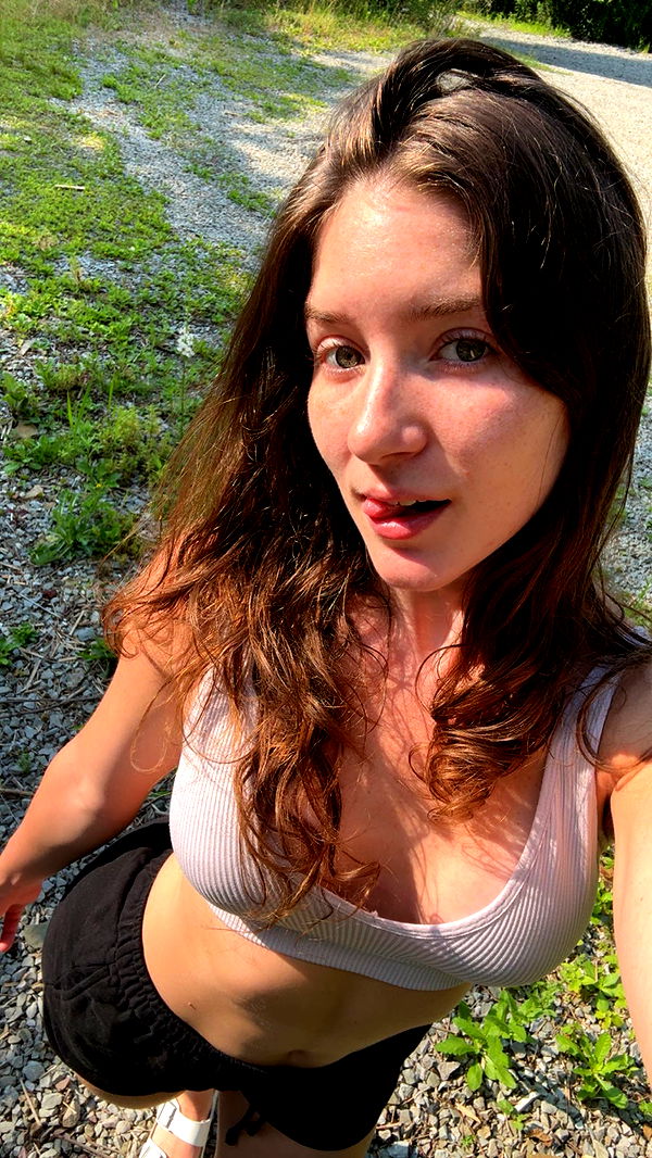 ameliabfit image ~ Altpins